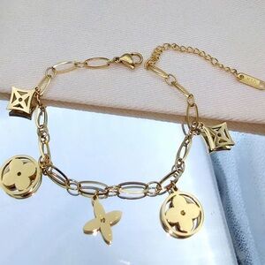 Four Leaf Clover Chain 18K Gold Plated Charms Bracelet